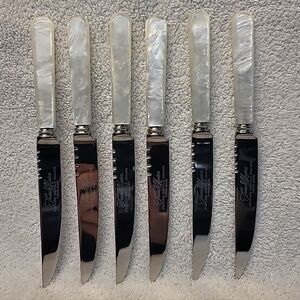 Vintage Treasure Masters 6 Stainless Steel Steak Knives Pearl Handles England